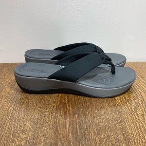 Clarks Arla Glison Thong Wedge Sandal Women’s Size 10 Black